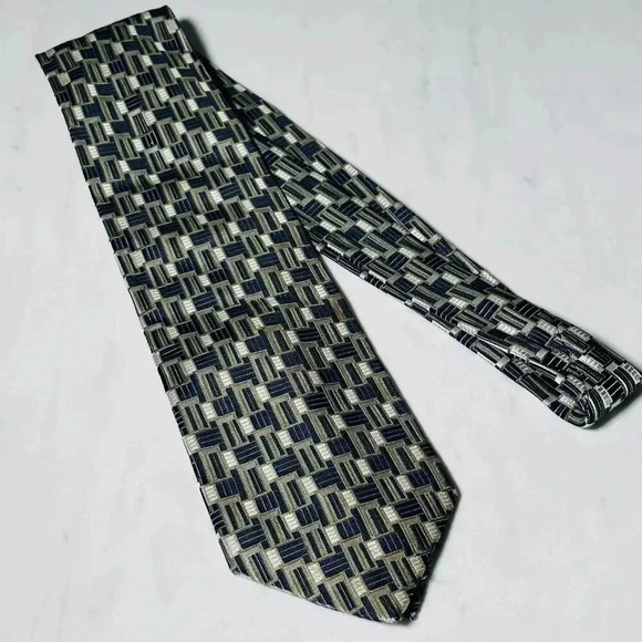 BURMA BIBAS Geometric 2-Tone Green Blue Check 100% Silk Necktie - Picture 1 of 6